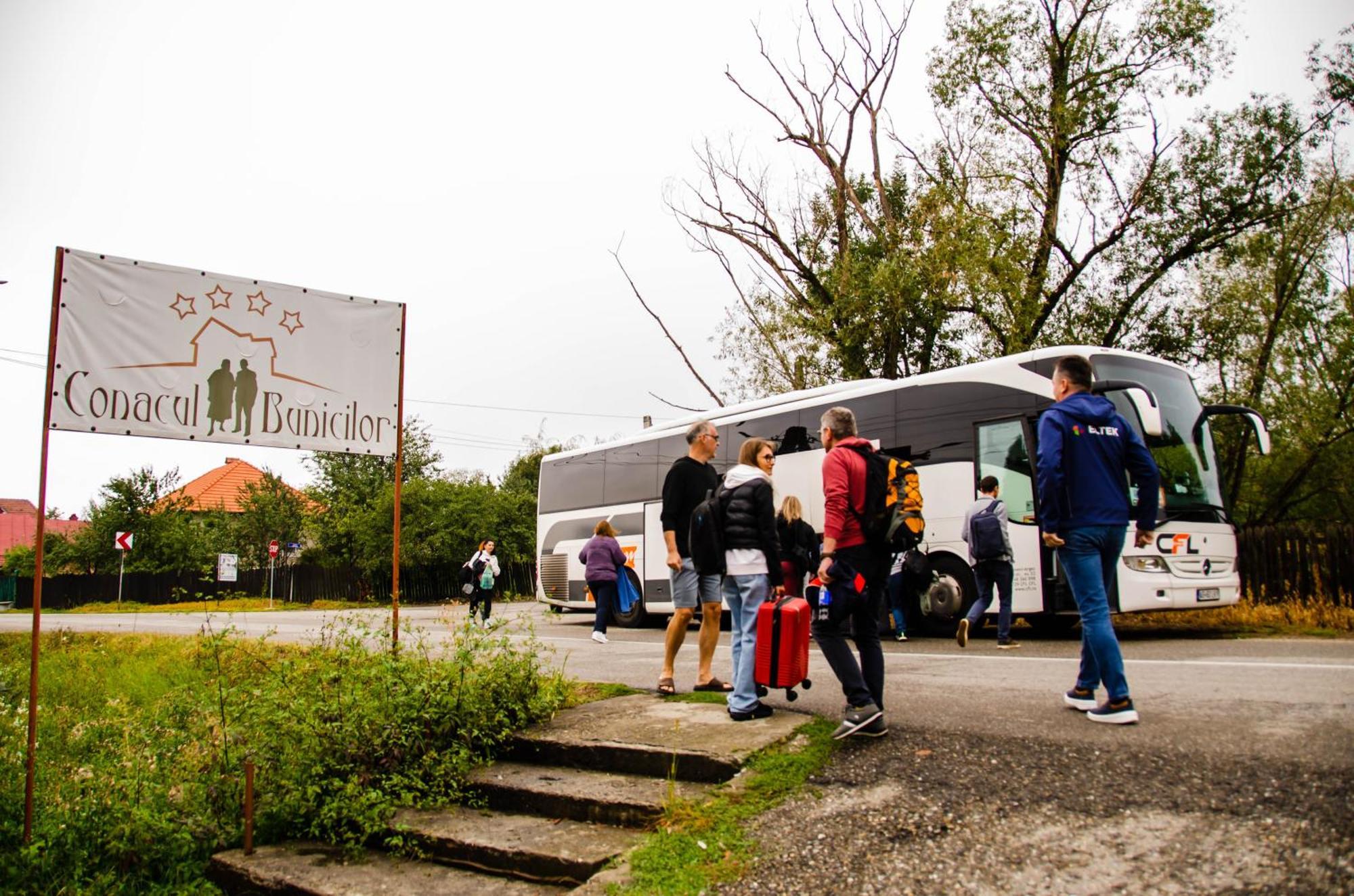 Hotel Conacul Bunicilor Novaci Zewnętrze zdjęcie