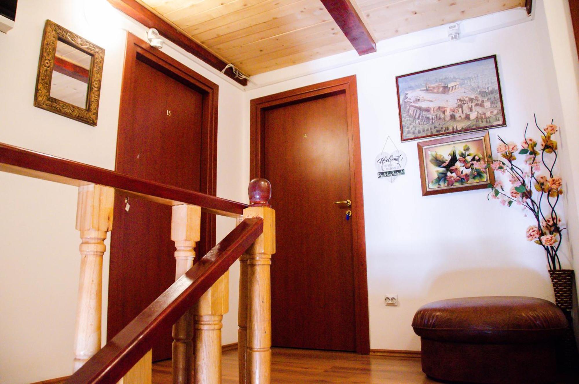 Hotel Conacul Bunicilor Novaci Zewnętrze zdjęcie