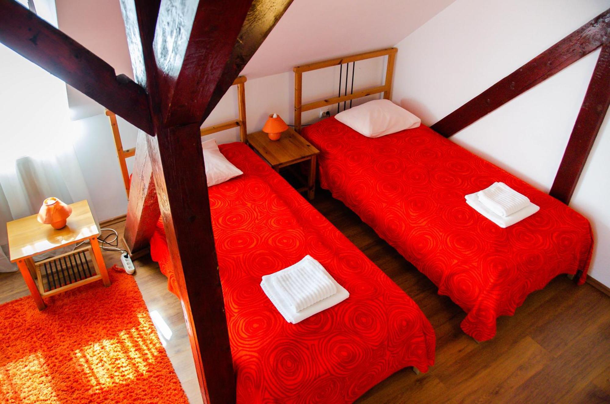 Hotel Conacul Bunicilor Novaci Zewnętrze zdjęcie